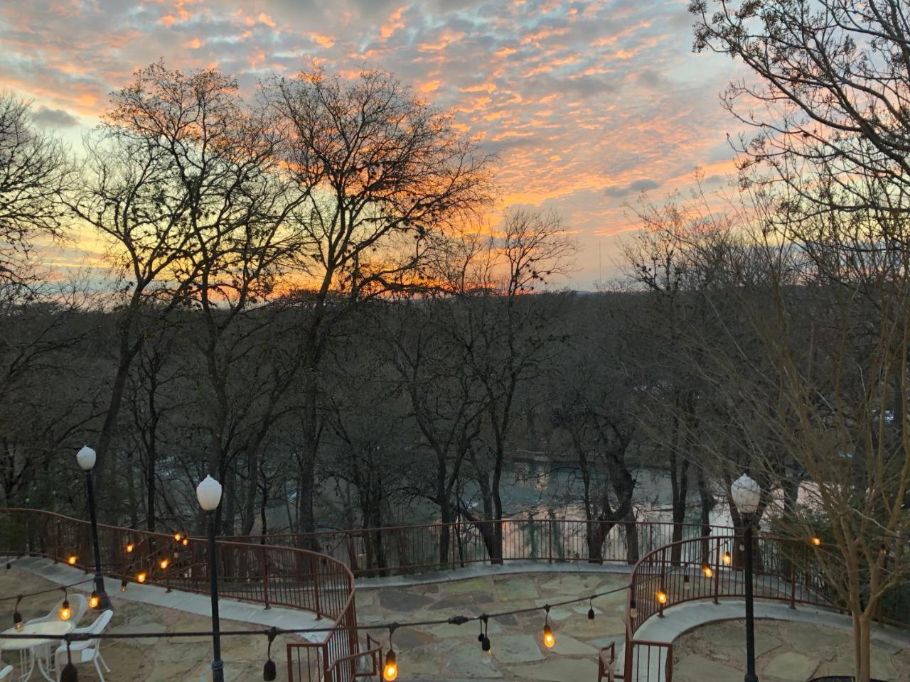 Gruene River Hotel & Retreat New Braunfels Bagian luar foto